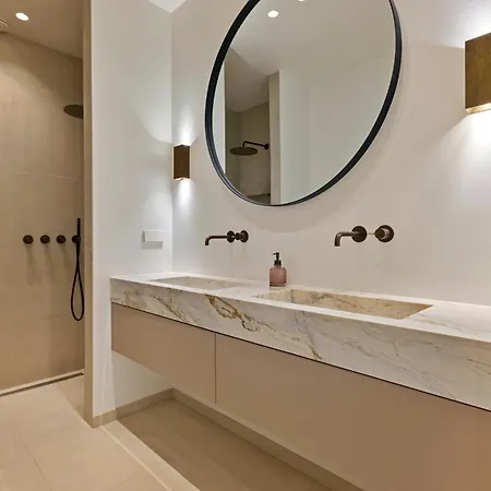 Amazing 3bdr Апартаменты